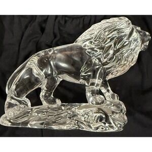 Princess House 24% Lead Crystal Lion Figurine – Germany – "Wonders of the Wild"